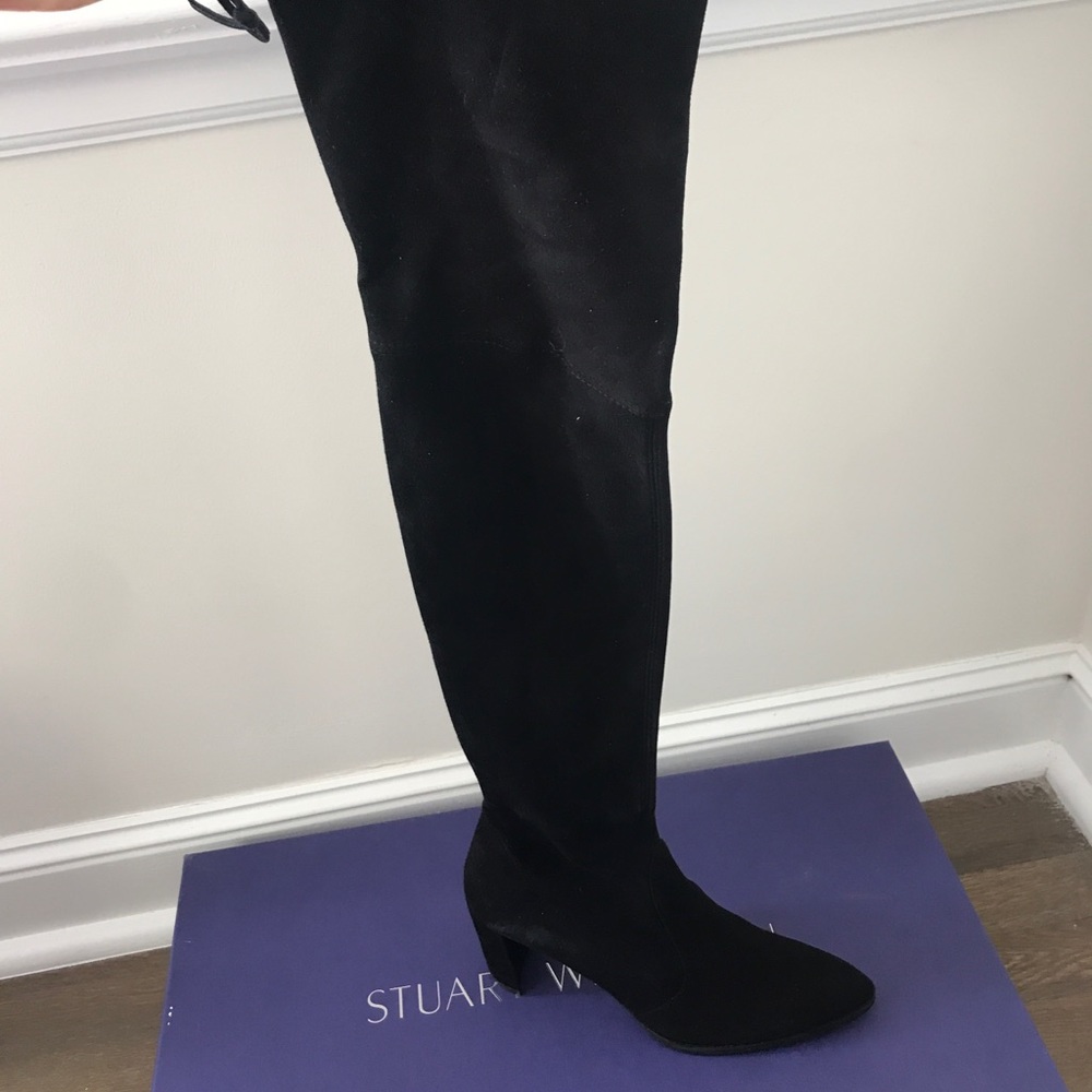 7.5 Knee High boot Stuart Weitzman Landmark